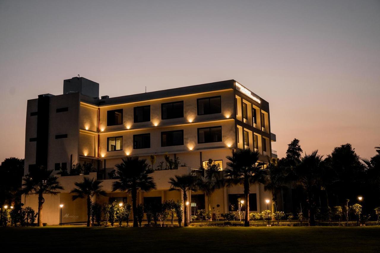 Pride Resort & Convention Center Ranakpur Near Ranakpur Dam Sādri 외부 사진